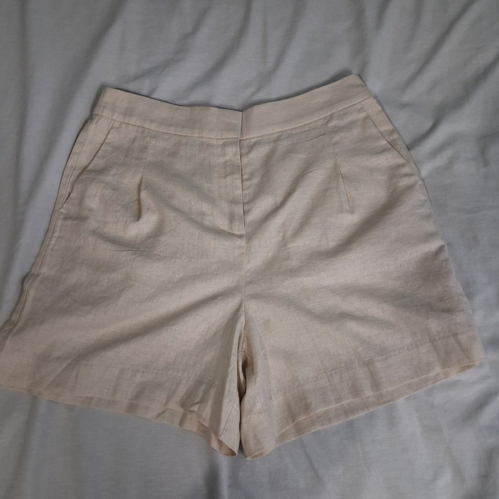 J. Crew Womens 8 Shorts Tan Pleated  Linen blend Bermuda Preppy Beachy coastal